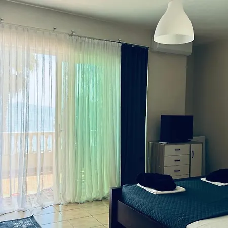 Valeria * Sarandë